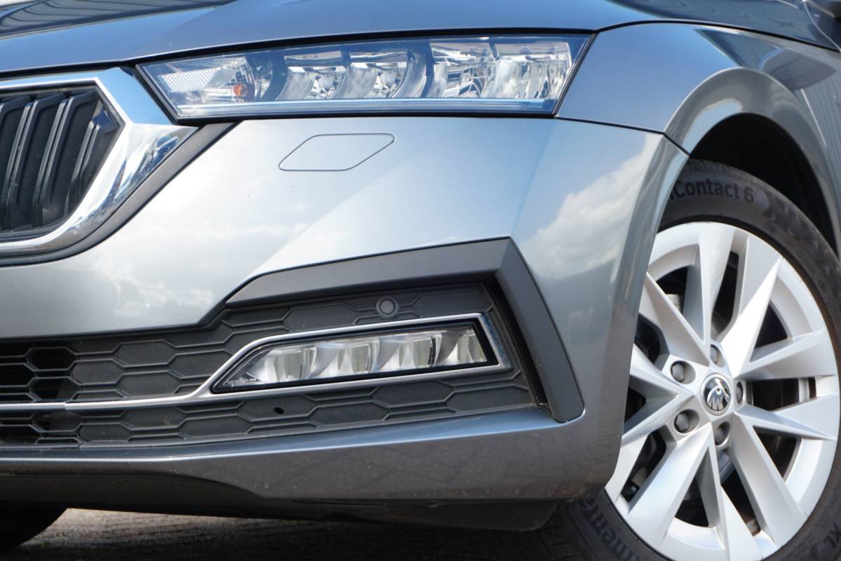Škoda Octavia ŠKODA Octavia Combi 1.0 TSI Edition Plus | TREKHAAK | ELEKTR. STOELEN | STOELVERW. |