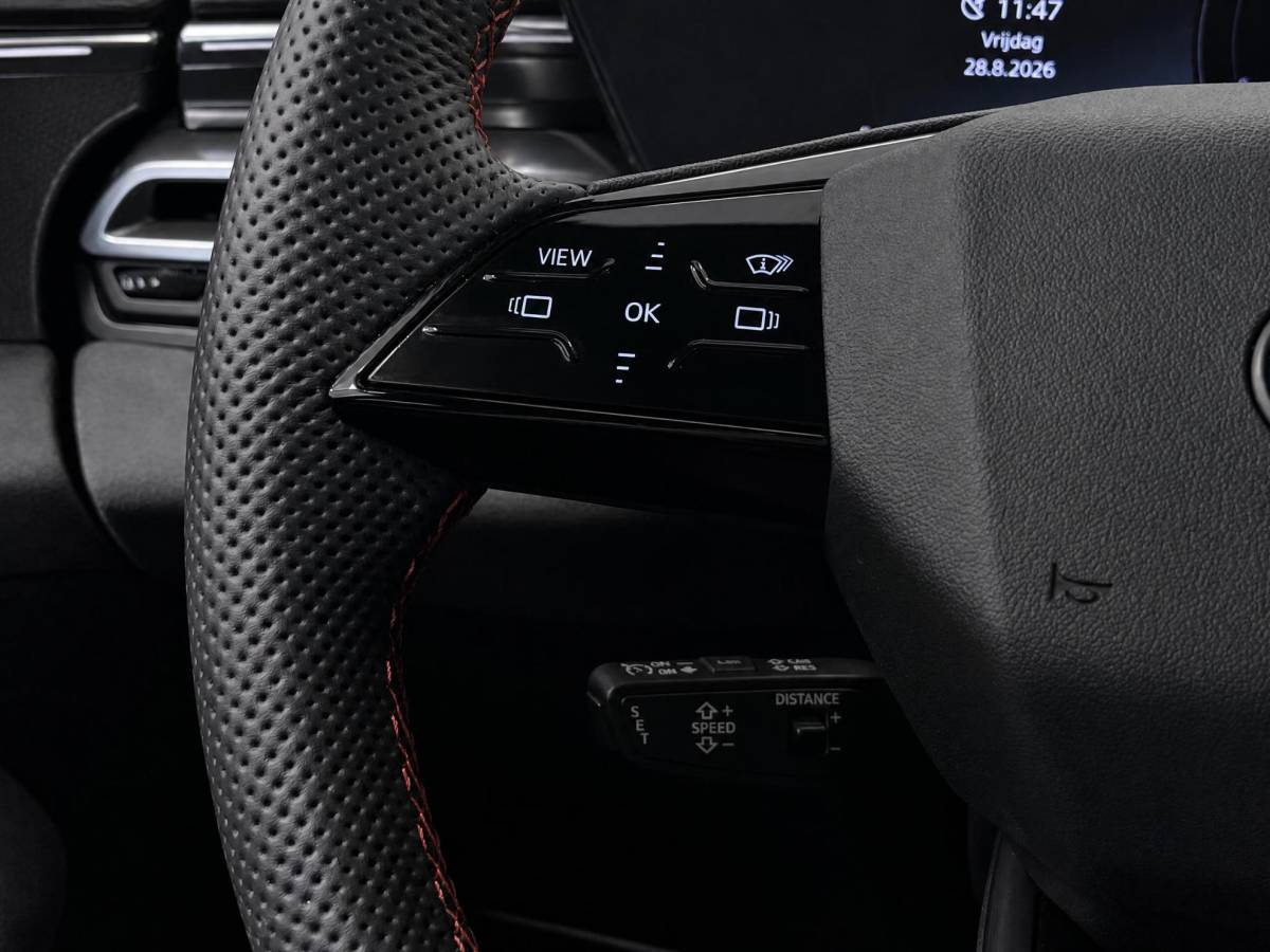 Audi A5 Audi A5 Avant 2.0 367pk e-hybrid quattro S edition Competition · Panoramadak · B&O Audio · Wegklapbare Trekhaak · Elek. Voorstoel · 20” Inch · Garantie t/m 07-12-2030 of 100.000km