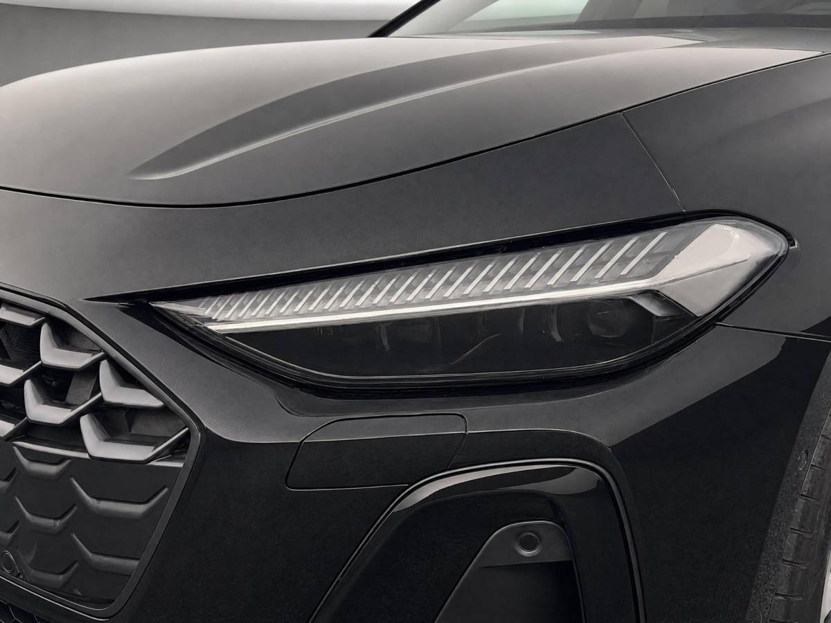 Audi A5 Audi A5 Avant 2.0 367pk e-hybrid quattro S edition Competition · Panoramadak · B&O Audio · Wegklapbare Trekhaak · Elek. Voorstoel · 20” Inch · Garantie t/m 07-12-2030 of 100.000km