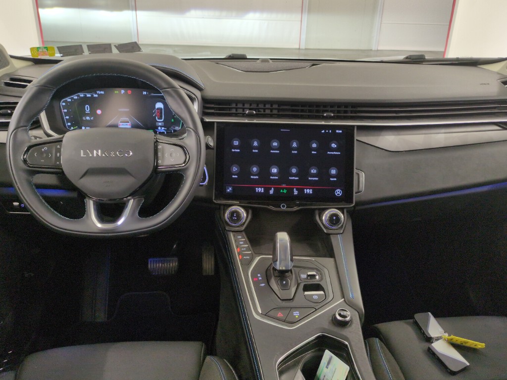 Lynk & Co 01 Lynk & Co 01 1.5 PHEV 262PK Adapt.Cruise 360° Cam Carplay Plug-in Stoelverw Vol opties!