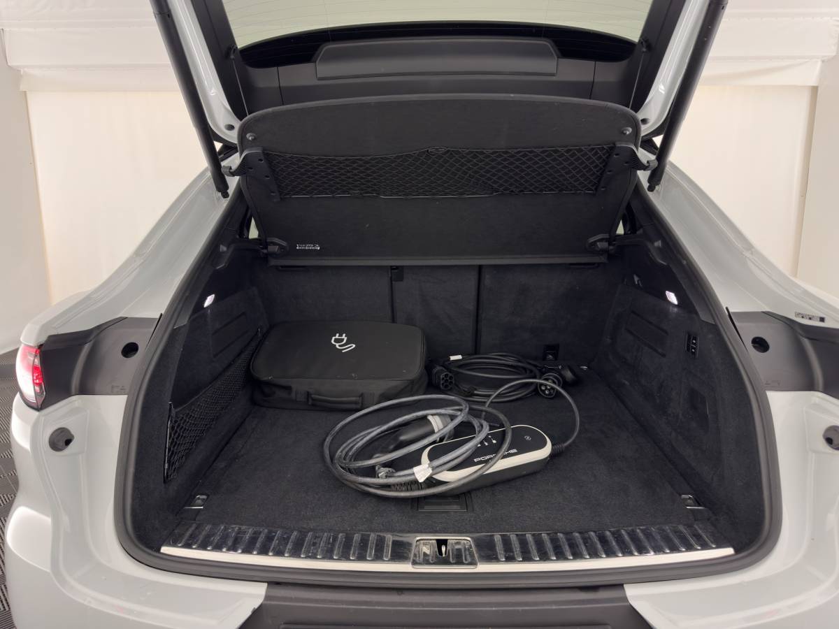 Porsche Cayenne Porsche Cayenne Coupé 3.0 E-Hybrid (Plug-in) Aut. *PANO | HEAD-UP | SPORT-CHRONO | LEATHER | FULL-LED | TOP-VIEW | AIR-SUSPENSION | BOSE-SOUND | HEATED-COMFORTSEATS | NAVI-FULLMAP | PRIVACY-GLASS | SHIFT-PADDLES | ECC | PDC | 21”ALU*