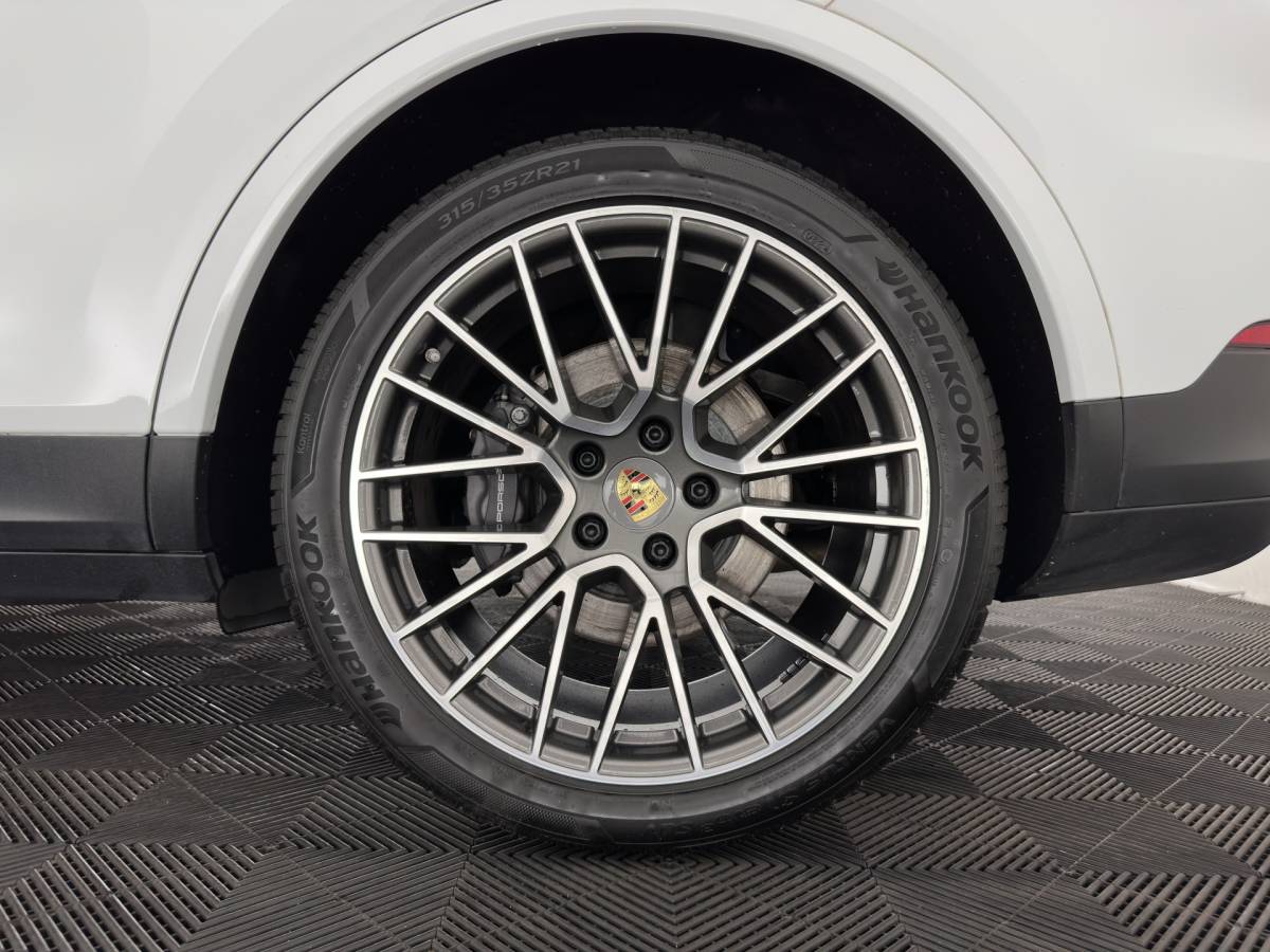 Porsche Cayenne Porsche Cayenne Coupé 3.0 E-Hybrid (Plug-in) Aut. *PANO | HEAD-UP | SPORT-CHRONO | LEATHER | FULL-LED | TOP-VIEW | AIR-SUSPENSION | BOSE-SOUND | HEATED-COMFORTSEATS | NAVI-FULLMAP | PRIVACY-GLASS | SHIFT-PADDLES | ECC | PDC | 21”ALU*