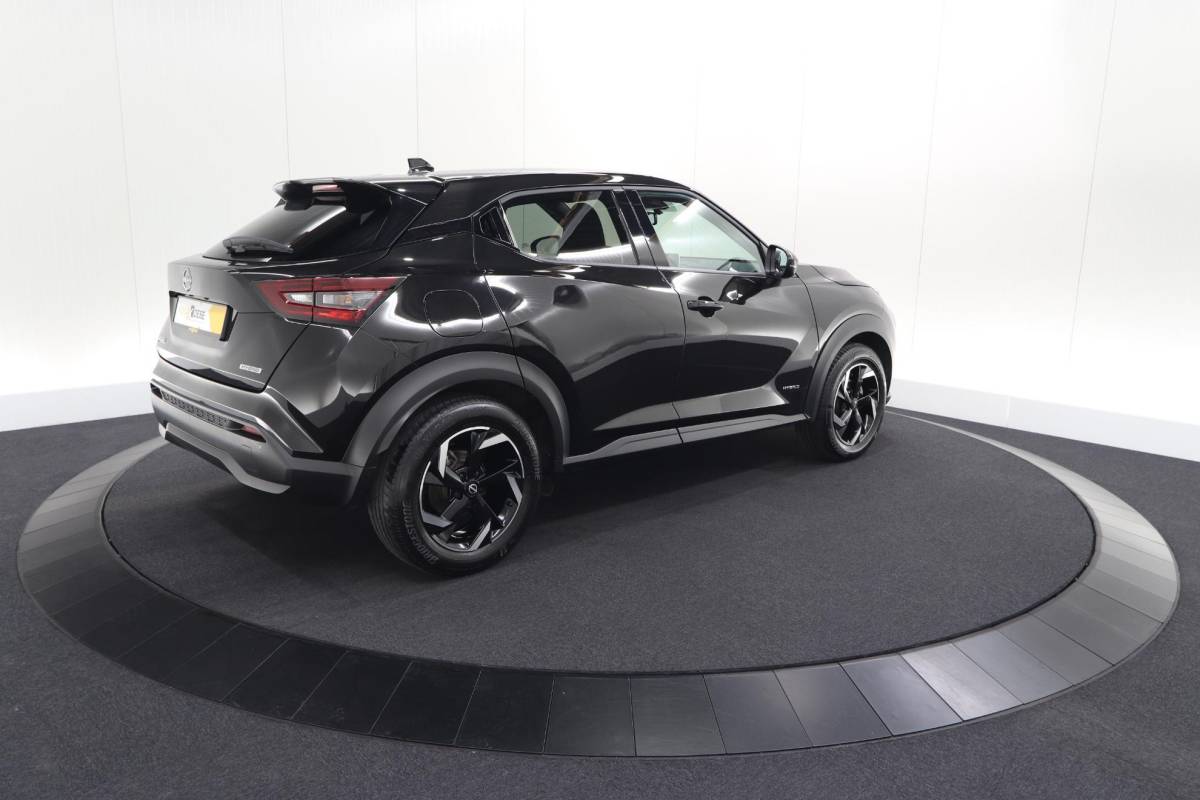 Nissan Juke Nissan Juke 1.6 Hybrid N-Connecta | Camera | Stuurverwarming | Stoelverwarming | Navigatie