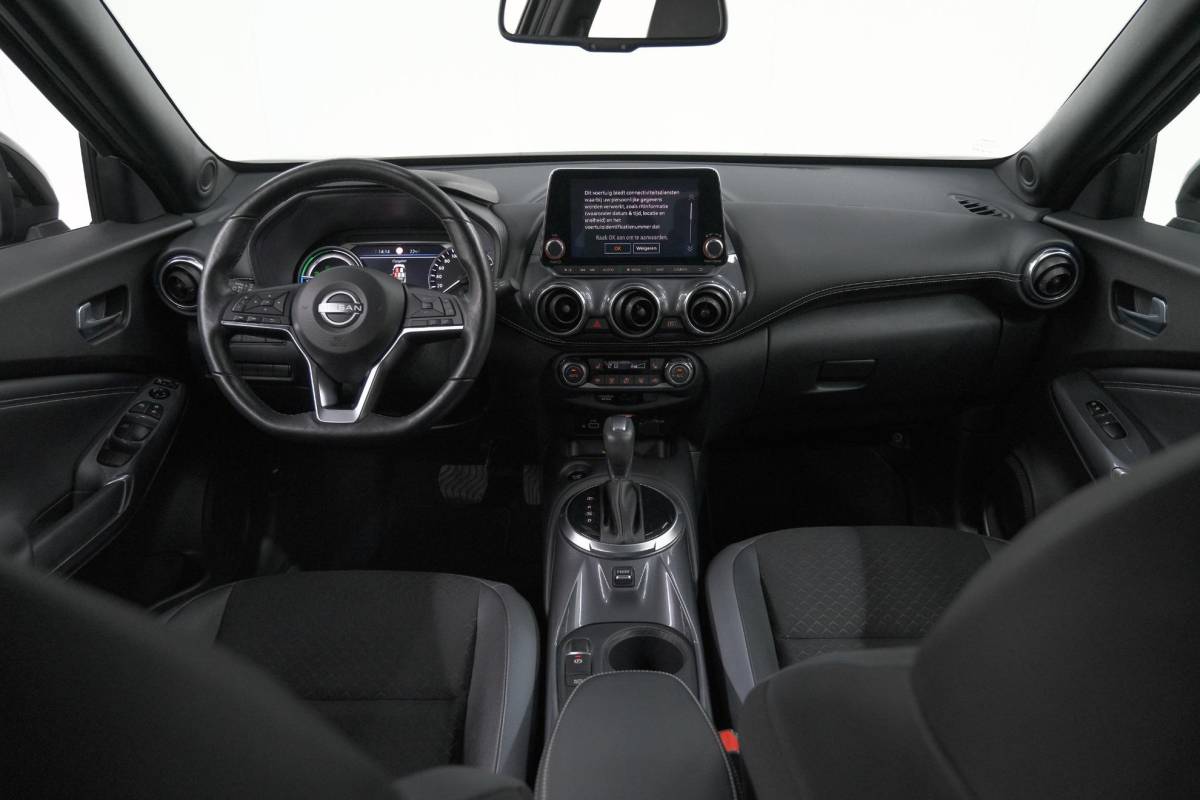 Nissan Juke Nissan Juke 1.6 Hybrid N-Connecta | Camera | Stuurverwarming | Stoelverwarming | Navigatie