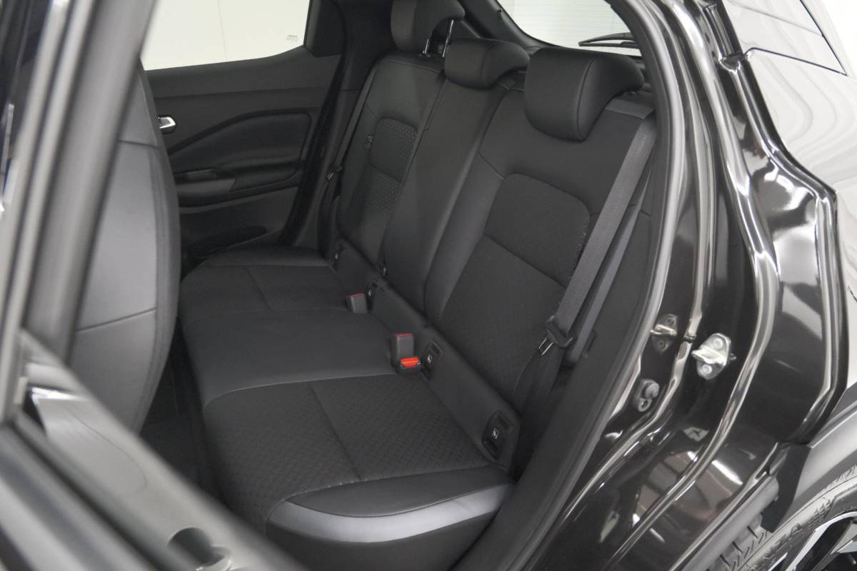 Nissan Juke Nissan Juke 1.6 Hybrid N-Connecta | Camera | Stuurverwarming | Stoelverwarming | Navigatie