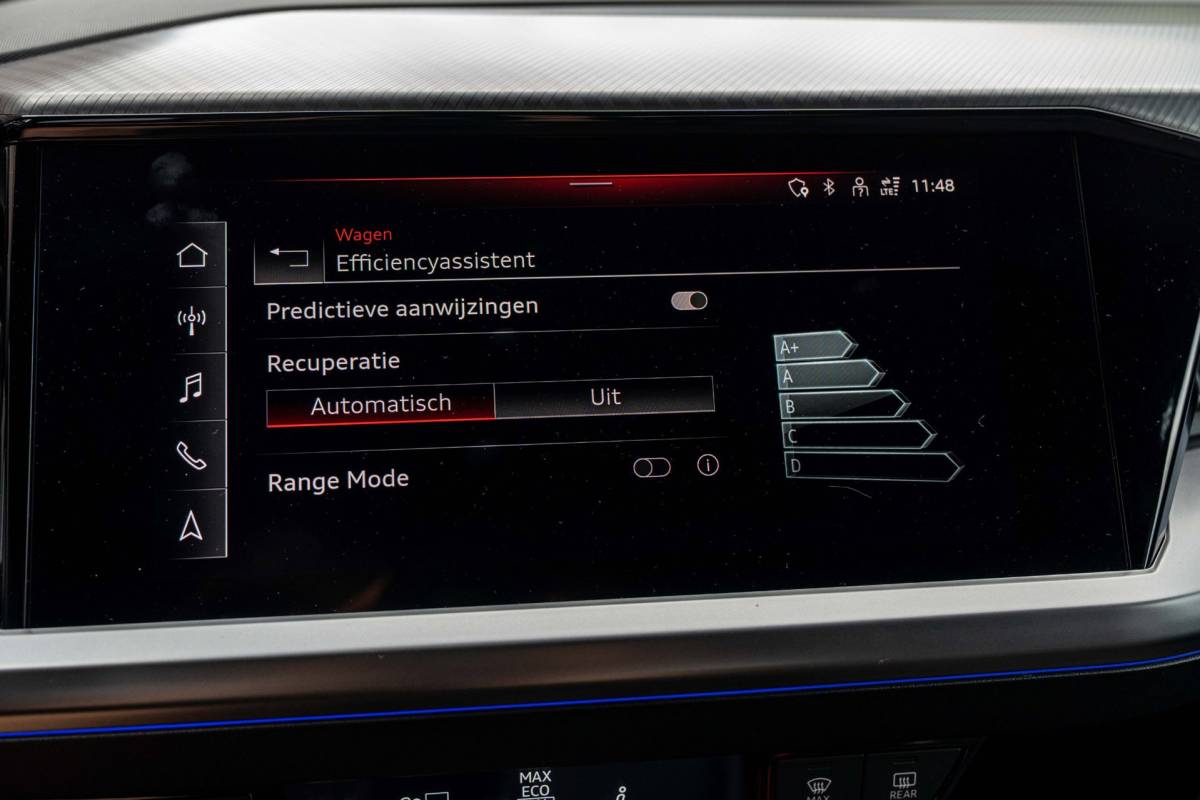 Audi Q4 Sportback e-tron Audi Q4 Sportback e-tron 35 Advanced edition 55 kWh Sportstoelen Elek.Klep Stoelverwarming Ambiance Camera 19”