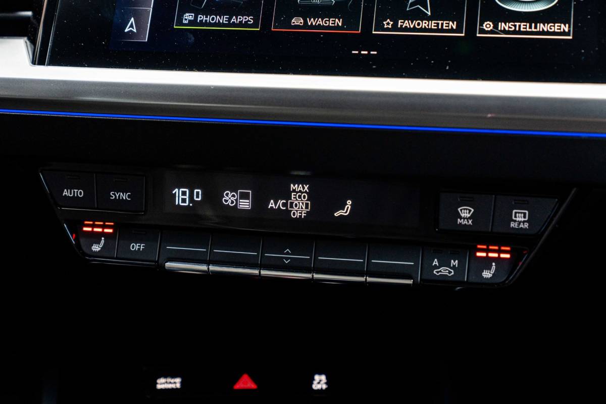 Audi Q4 Sportback e-tron Audi Q4 Sportback e-tron 35 Advanced edition 55 kWh Sportstoelen Elek.Klep Stoelverwarming Ambiance Camera 19”