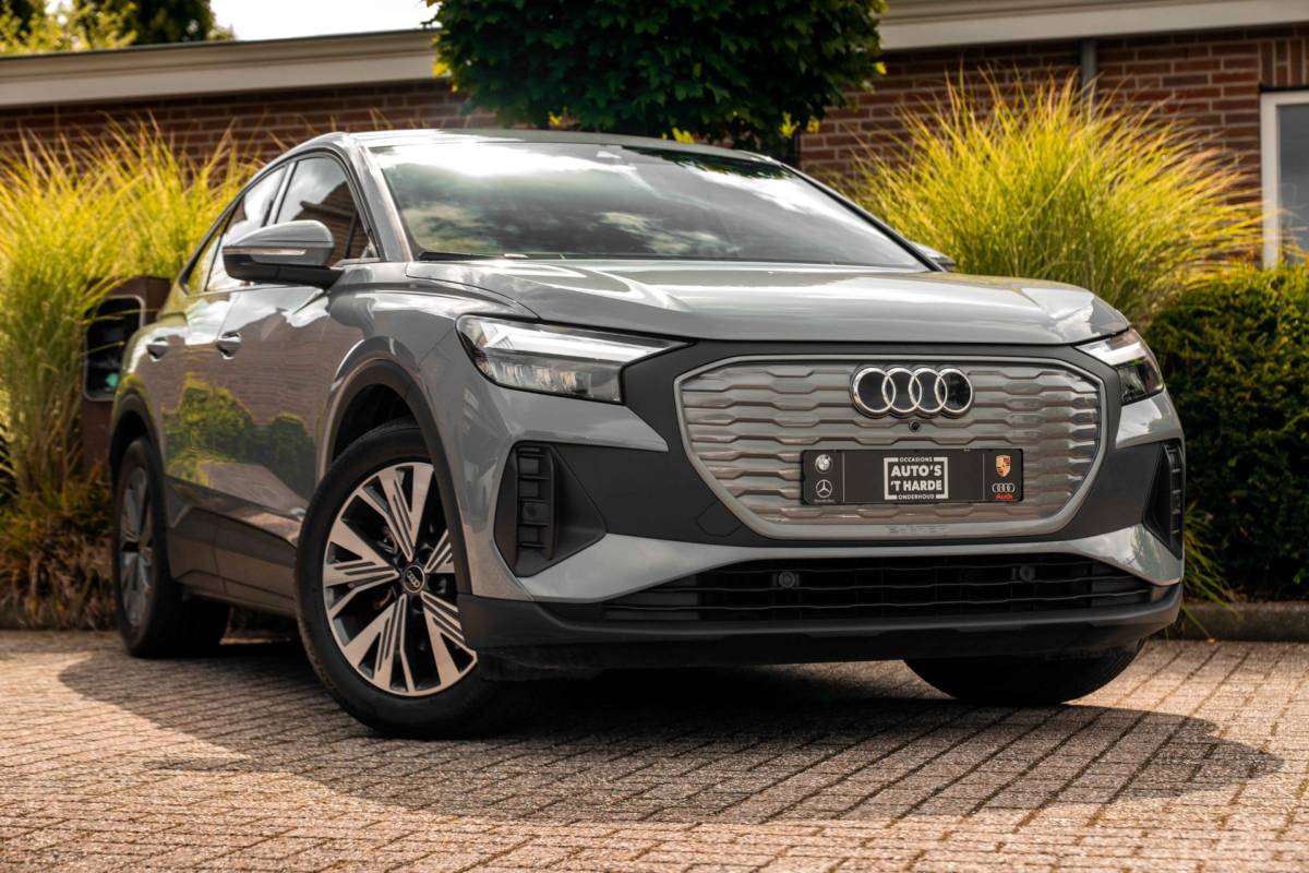 Audi Q4 Sportback e-tron Audi Q4 Sportback e-tron 35 Advanced edition 55 kWh Sportstoelen Elek.Klep Stoelverwarming Ambiance Camera 19”