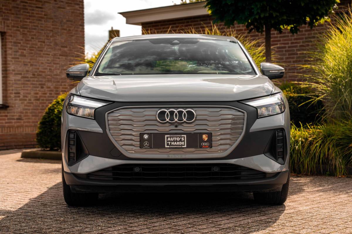 Audi Q4 Sportback e-tron Audi Q4 Sportback e-tron 35 Advanced edition 55 kWh Sportstoelen Elek.Klep Stoelverwarming Ambiance Camera 19”
