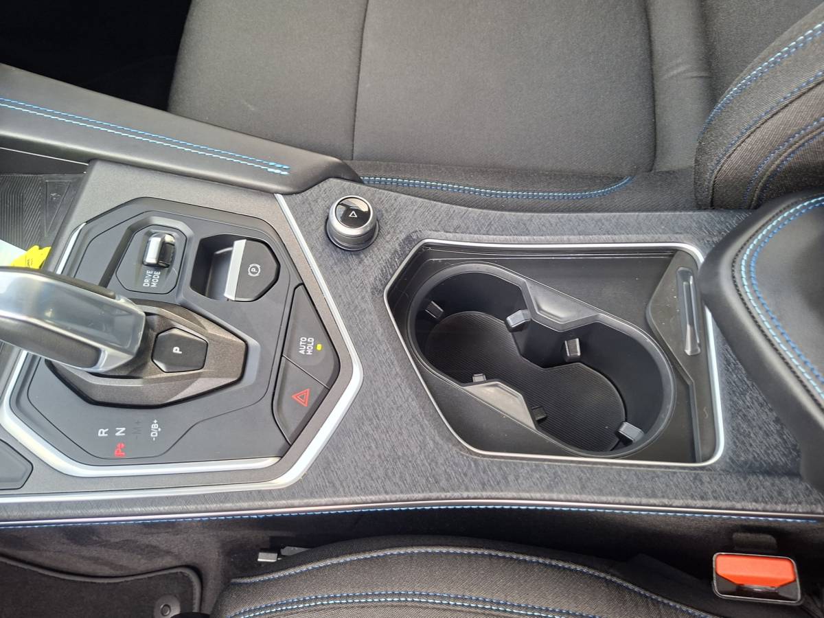 Lynk & Co 01 Lynk & Co 01 1.5 PHEV 262PK Adapt.Cruise 360° Cam Carplay Plug-in Stoelverw Vol opties!