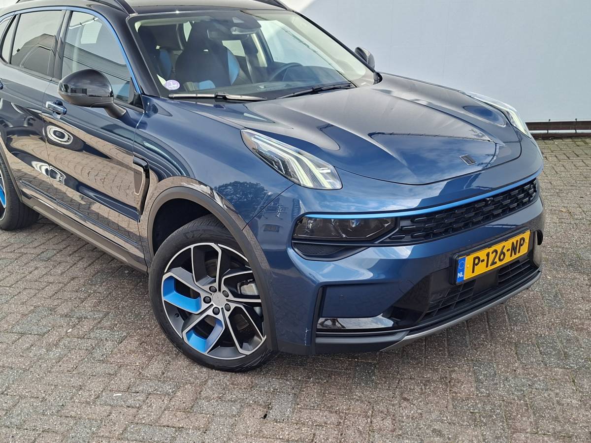 Lynk & Co 01 Lynk & Co 01 1.5 PHEV 262PK Adapt.Cruise 360° Cam Carplay Plug-in Stoelverw Vol opties!