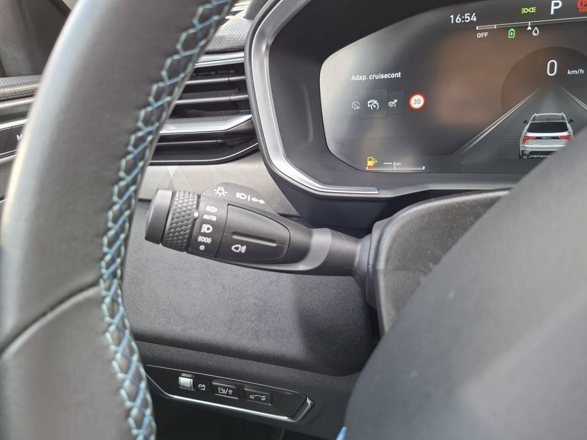 Lynk & Co 01 Lynk & Co 01 1.5 PHEV 262PK Adapt.Cruise 360° Cam Carplay Plug-in Stoelverw Vol opties!