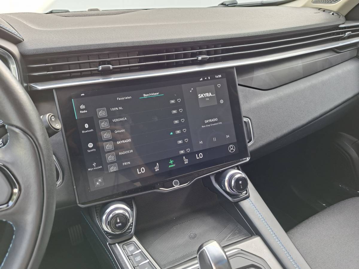 Lynk & Co 01 Lynk & Co 01 1.5 PHEV 262PK Adapt.Cruise 360° Cam Carplay Plug-in Stoelverw Vol opties!