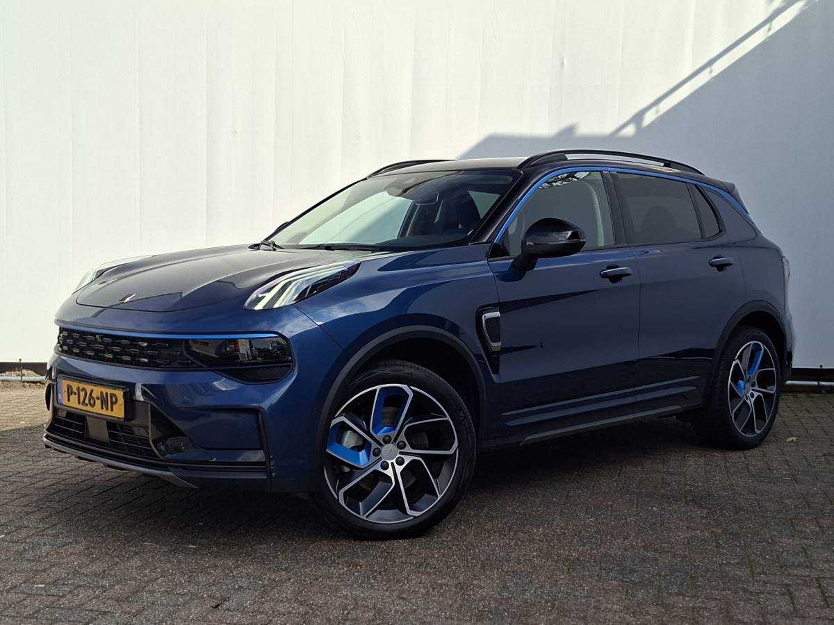 Lynk & Co 01 Lynk & Co 01 1.5 PHEV 262PK Adapt.Cruise 360° Cam Carplay Plug-in Stoelverw Vol opties!