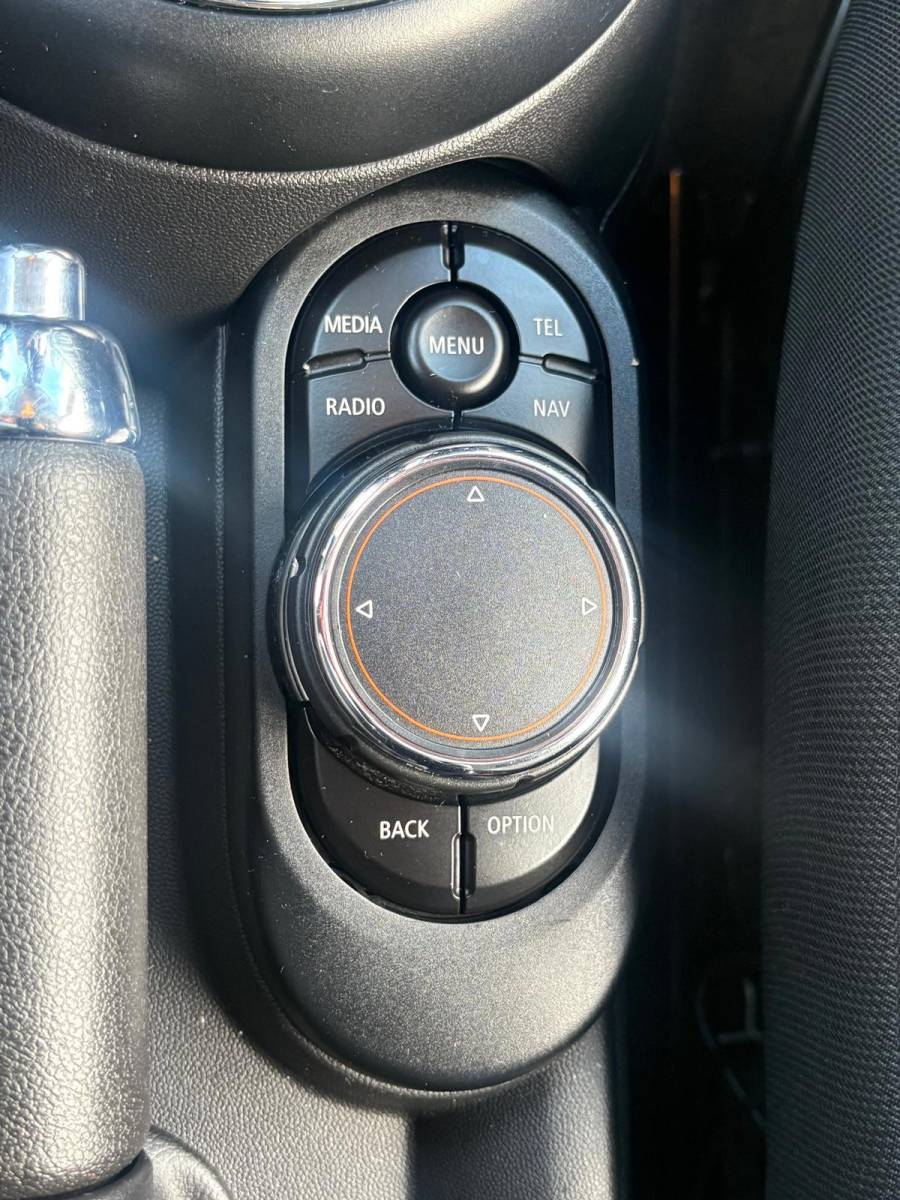 MINI 3-Deurs Mini 3-Deurs 1.2 WORKS PAKKET/CARPLAY/NAVI/PDC/61268km!