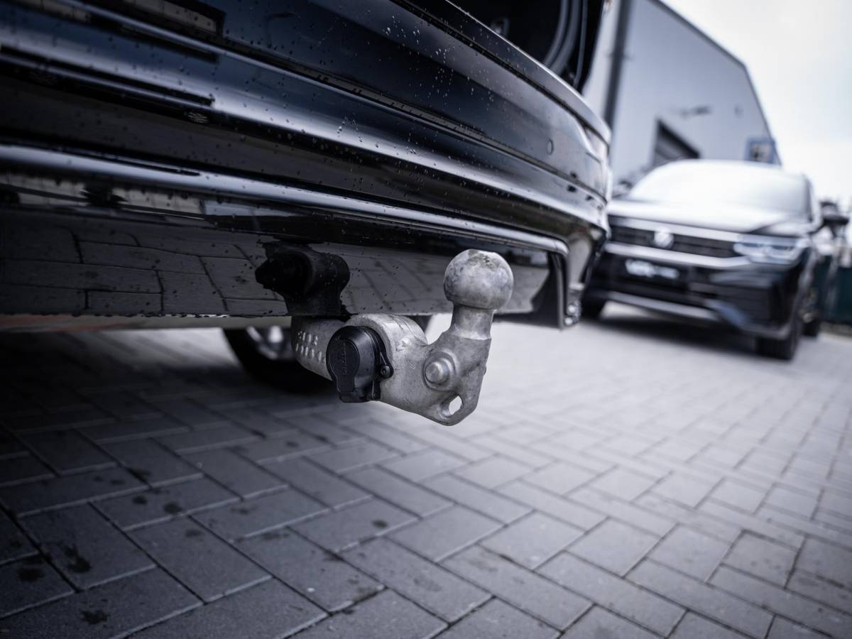 Volvo XC60 Volvo XC60 2.0 T6 Plug-in hybrid AWD Plus Bright – Pano l Trekh l H/Kardon l Memory