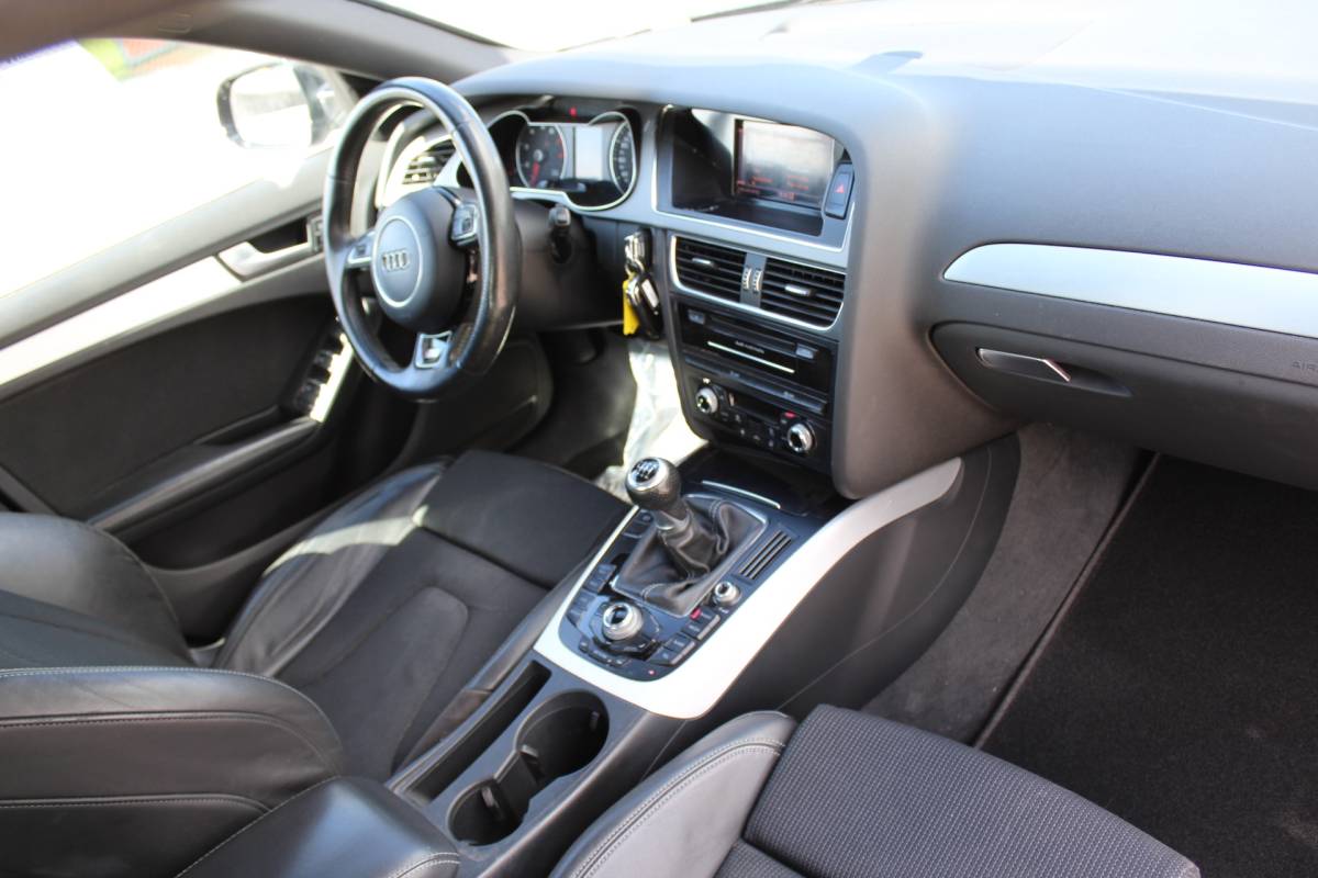 Audi A4 Audi A4 Limousine 1.8 TFSI S Edition