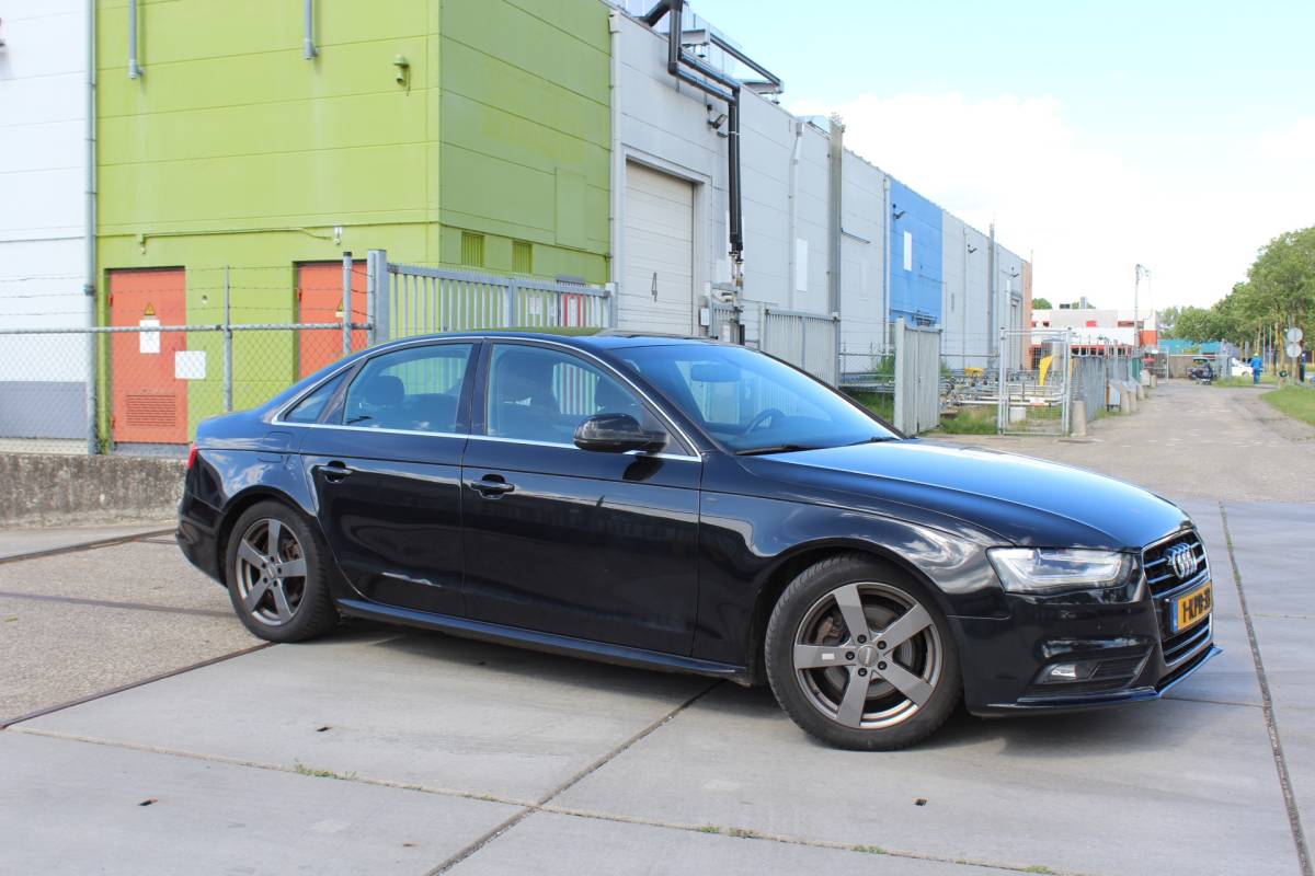 Audi A4 Audi A4 Limousine 1.8 TFSI S Edition