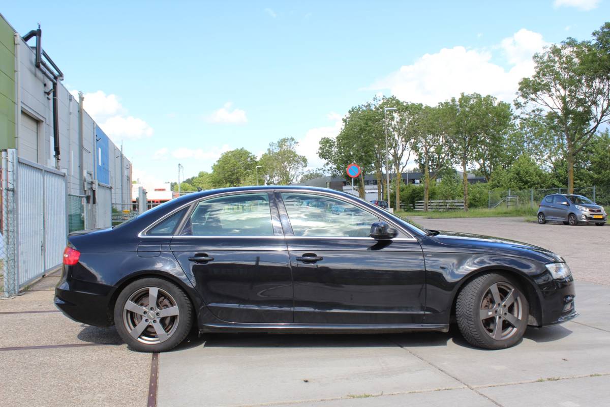 Audi A4 Audi A4 Limousine 1.8 TFSI S Edition