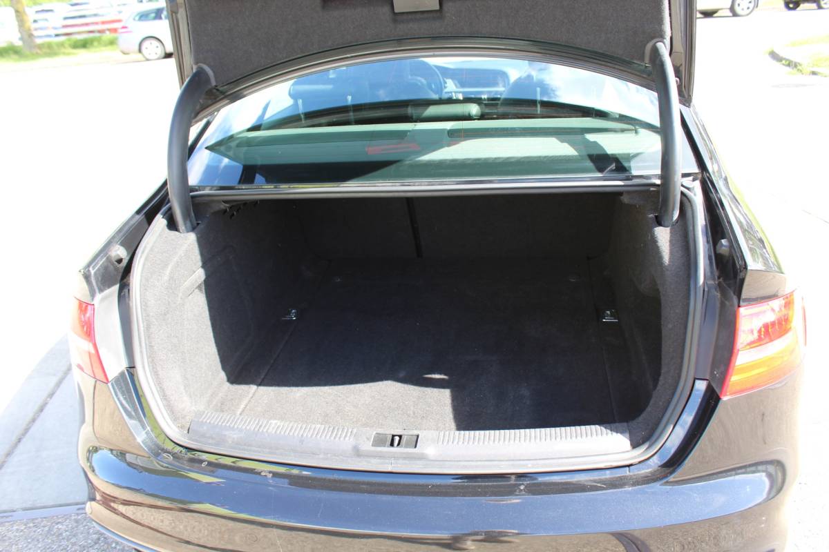 Audi A4 Audi A4 Limousine 1.8 TFSI S Edition