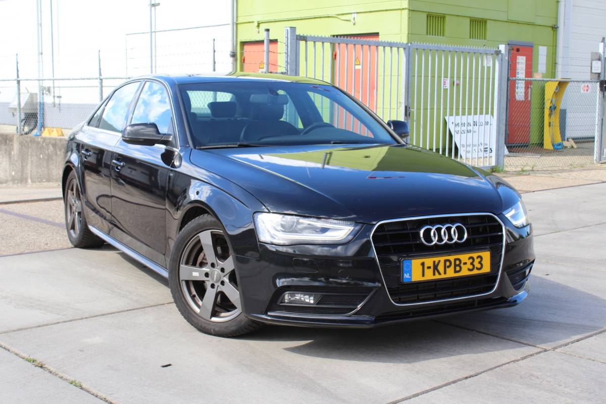 Audi A4 Audi A4 Limousine 1.8 TFSI S Edition