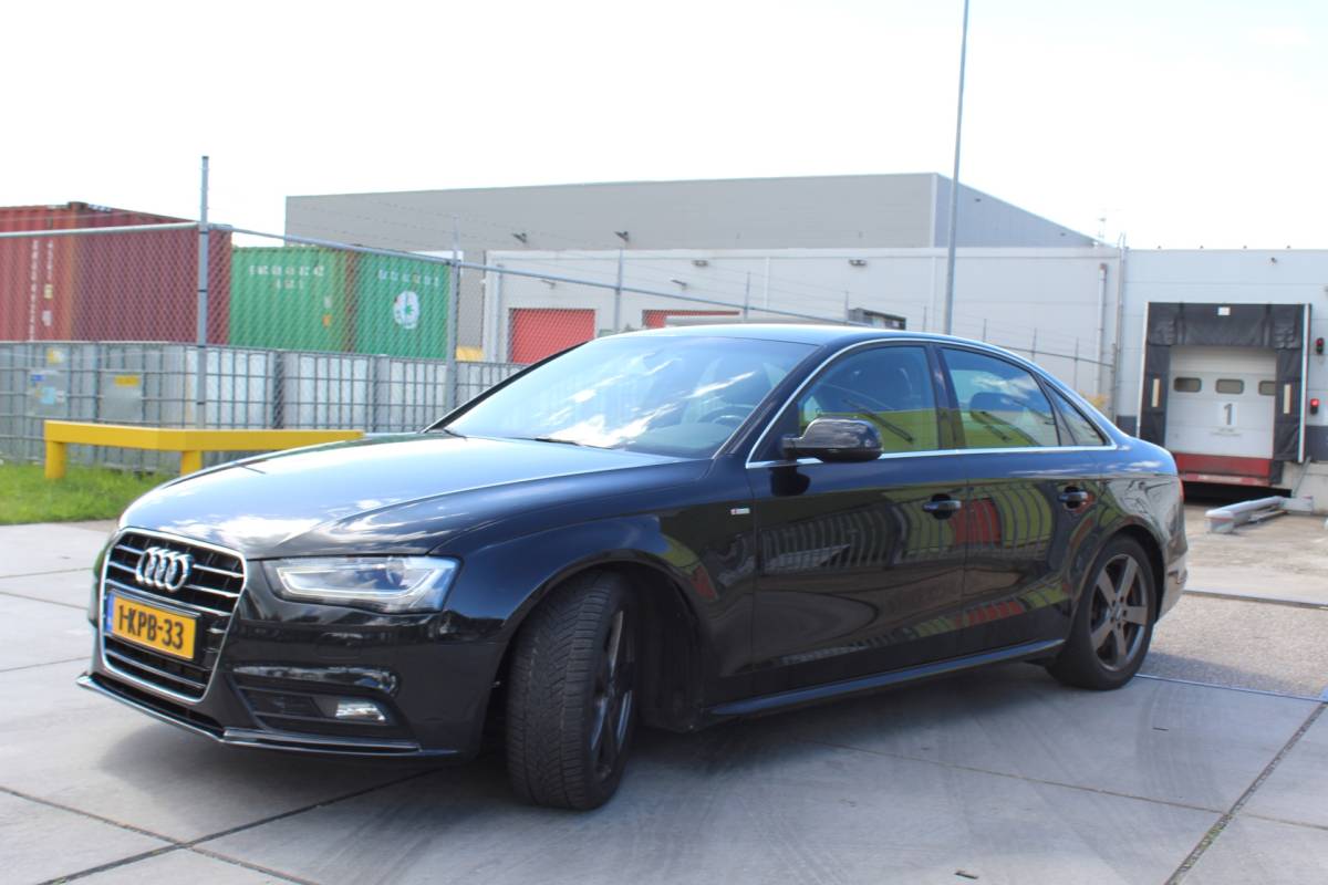 Audi A4 Audi A4 Limousine 1.8 TFSI S Edition
