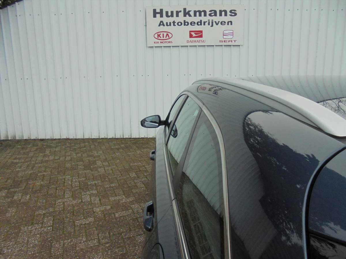 Kia Ceed Sportswagon Kia Ceed Sw 1.6 CRDi 115PK DYNAMICLINE 1e EIG NL-AUTO 88.397 KM !!