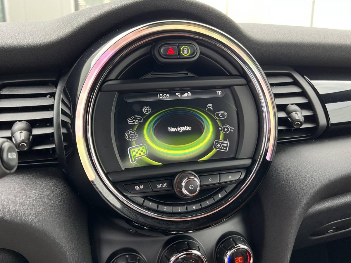 MINI Cooper S Cabrio MINI Cabrio 2.0 Cooper S Chili Serious Business | Leder/Cruise Adaptief/Keyless