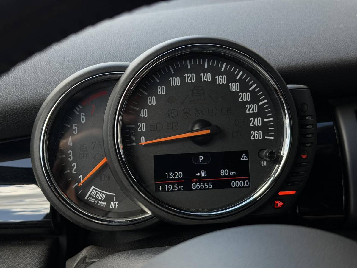 MINI Cooper S Cabrio MINI Cabrio 2.0 Cooper S Chili Serious Business | Leder/Cruise Adaptief/Keyless