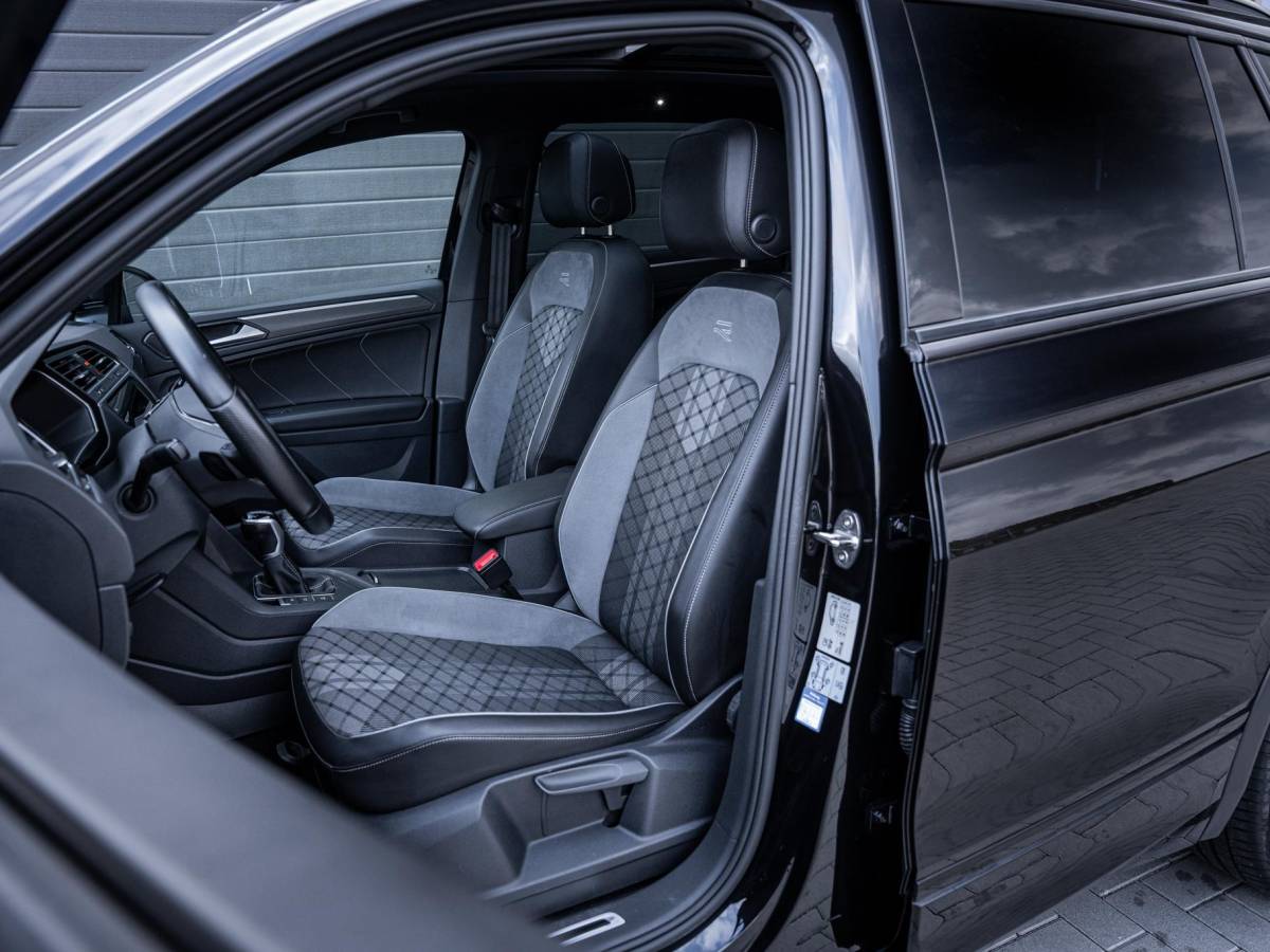 Volkswagen Tiguan Volkswagen Tiguan 1.4 TSI eHybrid R-Line Business+ – Pano l Trekh. l IQ-Light l 360cam