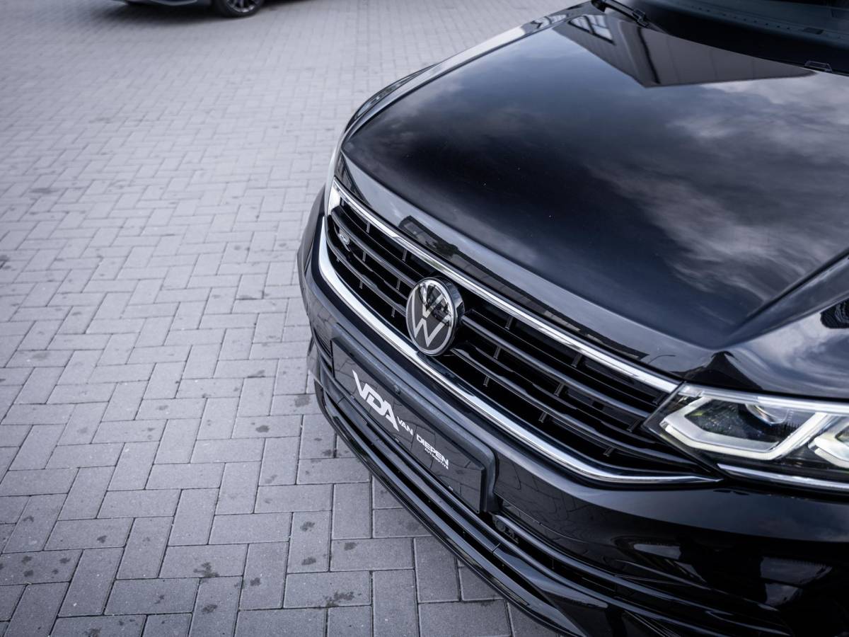 Volkswagen Tiguan Volkswagen Tiguan 1.4 TSI eHybrid R-Line Business+ – Pano l Trekh. l IQ-Light l 360cam