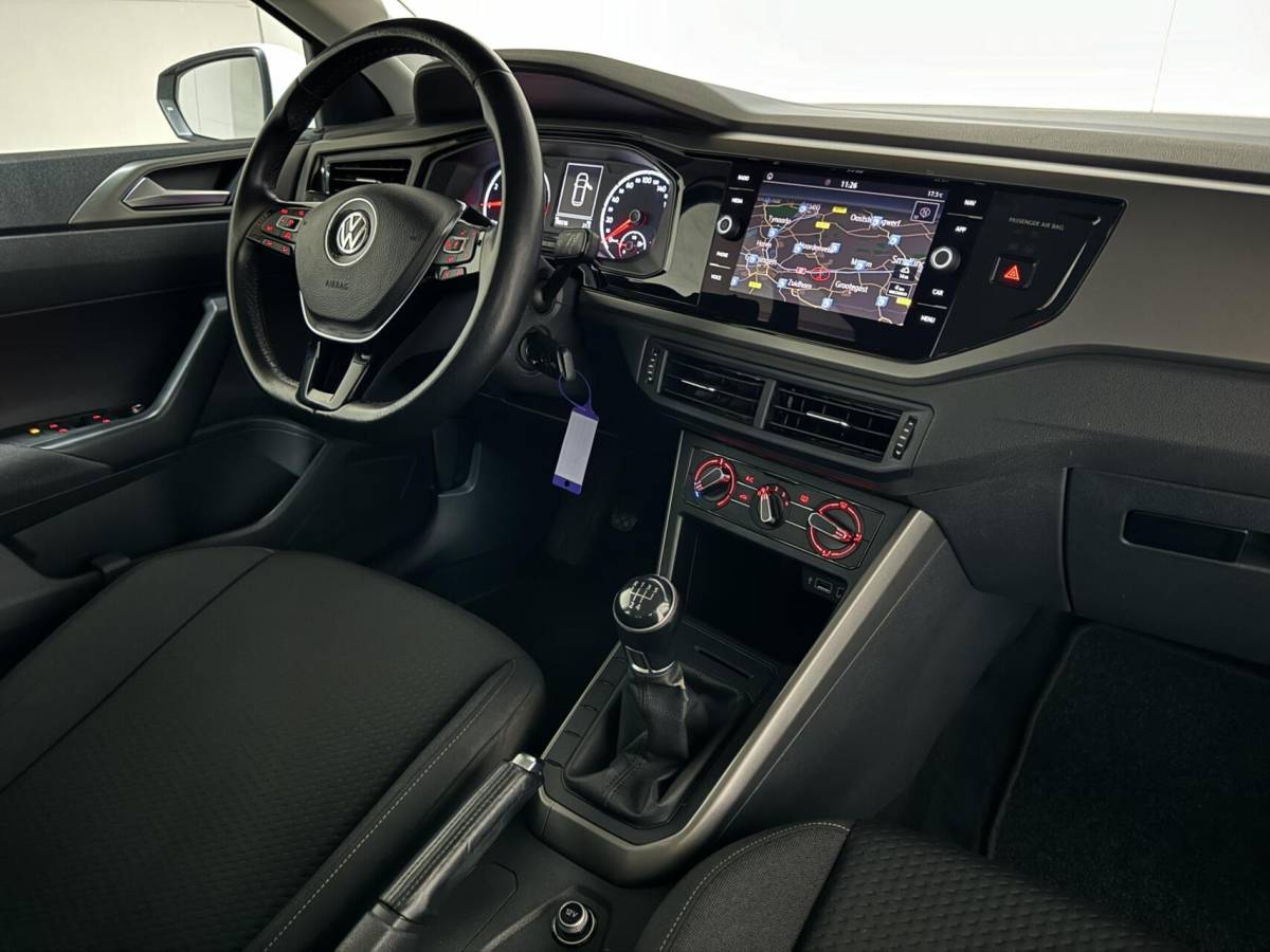 Volkswagen Polo Volkswagen Polo 1.0 TSI Comfortline ACC Navi Camera CarPlay NAP