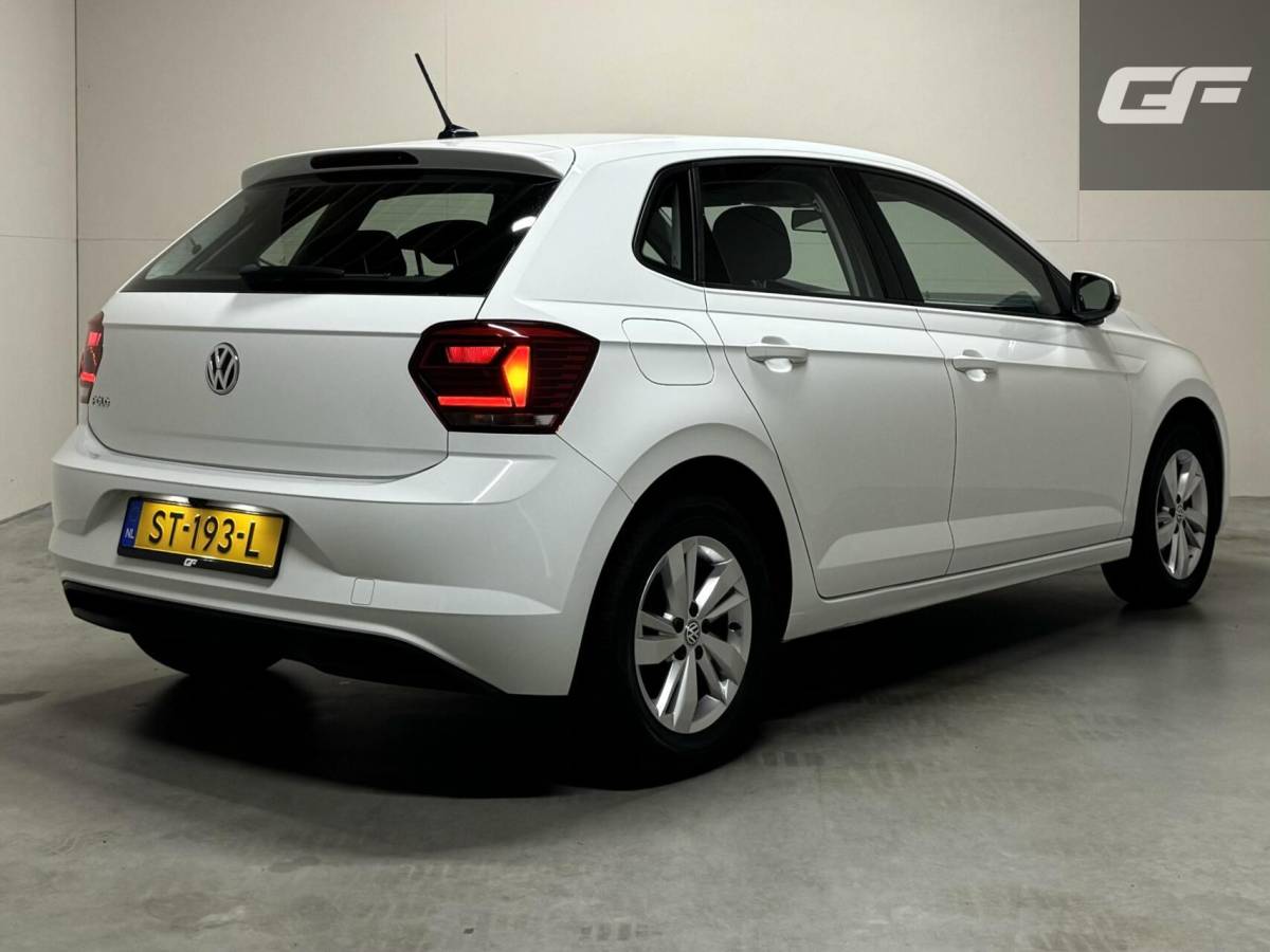 Volkswagen Polo Volkswagen Polo 1.0 TSI Comfortline ACC Navi Camera CarPlay NAP