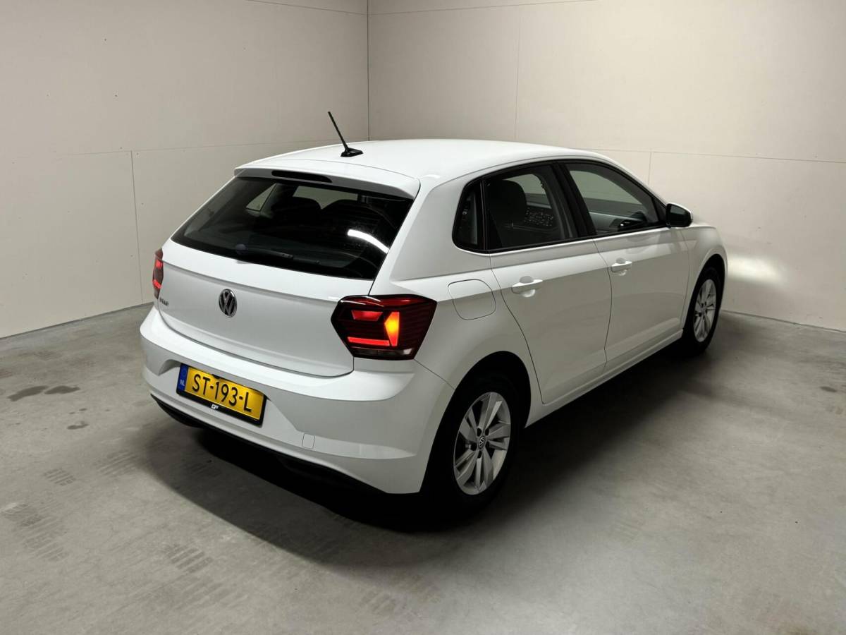 Volkswagen Polo Volkswagen Polo 1.0 TSI Comfortline ACC Navi Camera CarPlay NAP