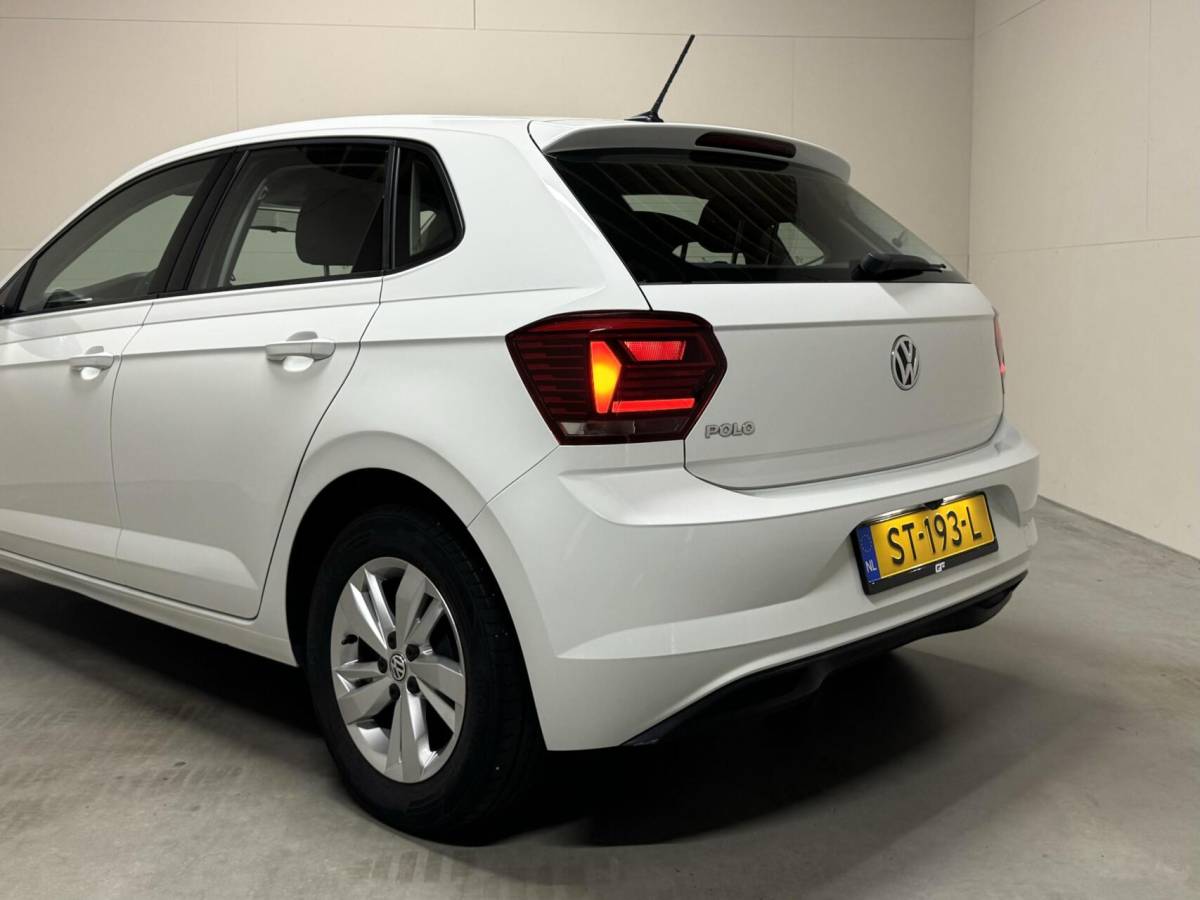 Volkswagen Polo Volkswagen Polo 1.0 TSI Comfortline ACC Navi Camera CarPlay NAP