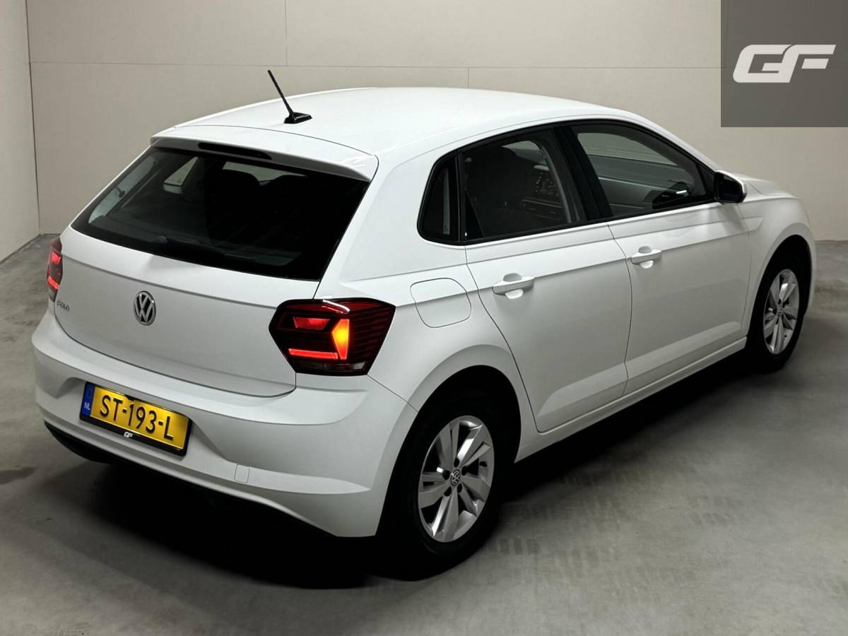 Volkswagen Polo Volkswagen Polo 1.0 TSI Comfortline ACC Navi Camera CarPlay NAP