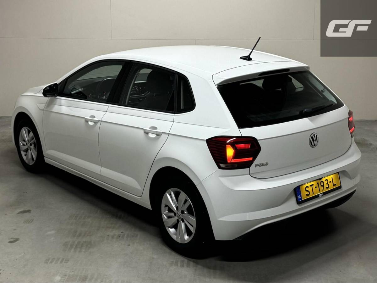 Volkswagen Polo Volkswagen Polo 1.0 TSI Comfortline ACC Navi Camera CarPlay NAP