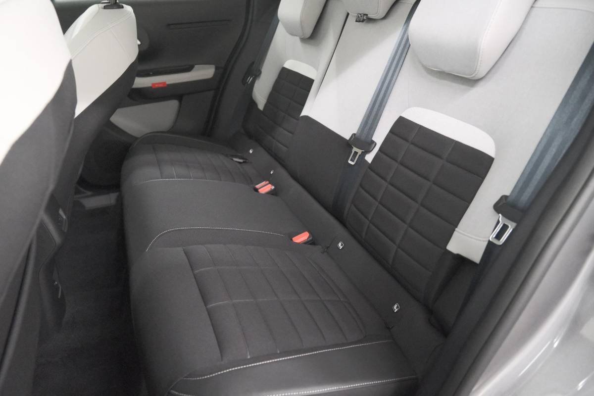 Citroën ë-C3 Citroen Ë-C3 Max 113pk 44 kWh | 96,1% SOH | 11 KW Lader | Camera | Apple Carplay | Parkeersensoren