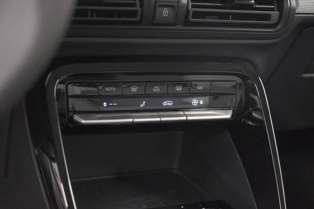 Citroën ë-C3 Citroen Ë-C3 Max 113pk 44 kWh | 96,1% SOH | 11 KW Lader | Camera | Apple Carplay | Parkeersensoren