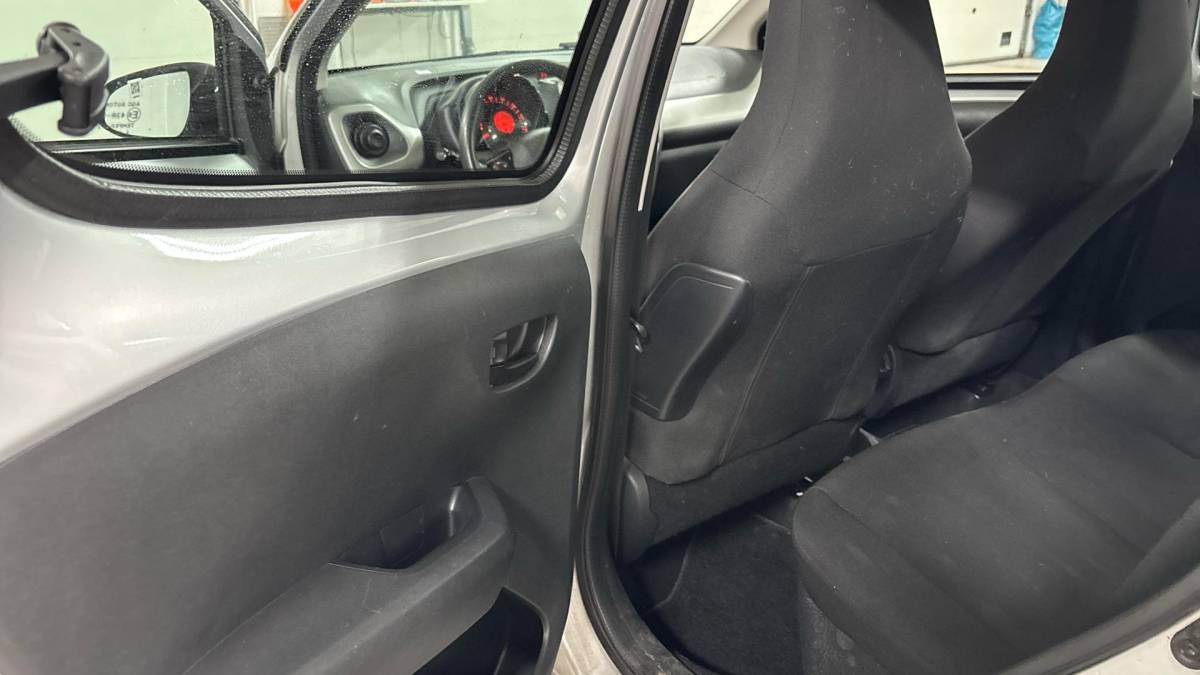Peugeot 108 Peugeot 108 1.0 VTi Active / JAAR GARANTIE  /AIRCO / APK / INRUIL MOGELIJK / BTW /