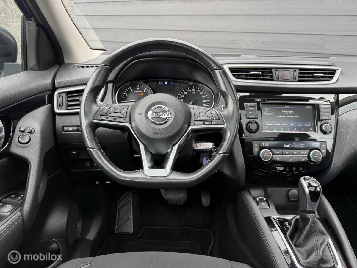 Nissan QASHQAI Nissan Qashqai 1.3 DIG-T N-Tec 160PK Automaat Pano.dak/Winterpack