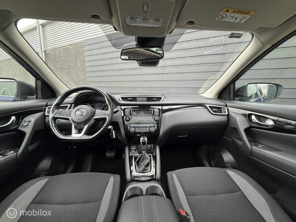 Nissan QASHQAI Nissan Qashqai 1.3 DIG-T N-Tec 160PK Automaat Pano.dak/Winterpack