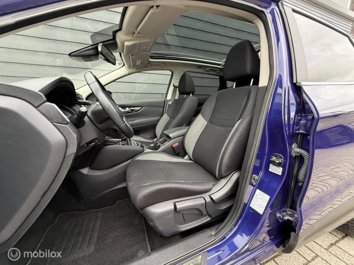 Nissan QASHQAI Nissan Qashqai 1.3 DIG-T N-Tec 160PK Automaat Pano.dak/Winterpack
