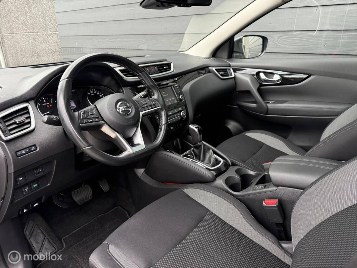 Nissan QASHQAI Nissan Qashqai 1.3 DIG-T N-Tec 160PK Automaat Pano.dak/Winterpack