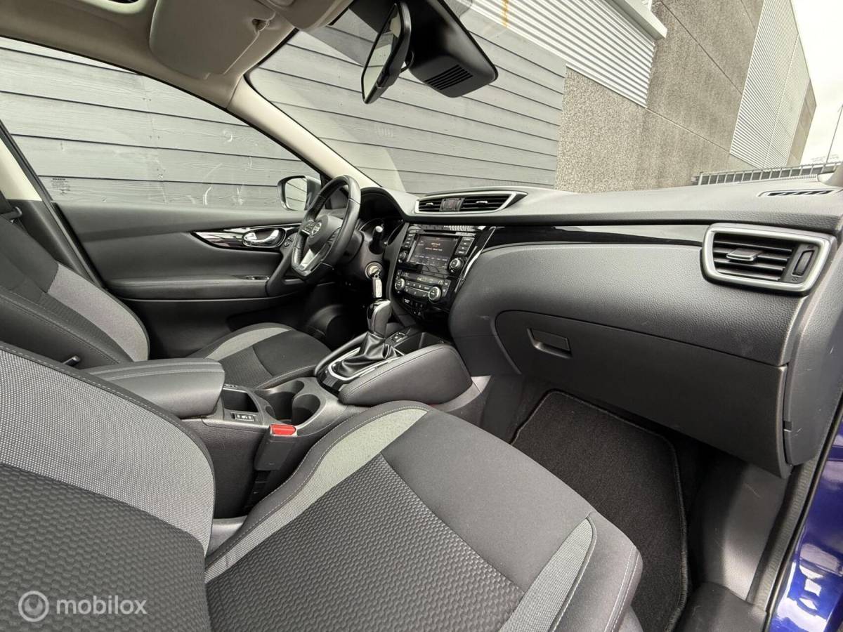 Nissan QASHQAI Nissan Qashqai 1.3 DIG-T N-Tec 160PK Automaat Pano.dak/Winterpack