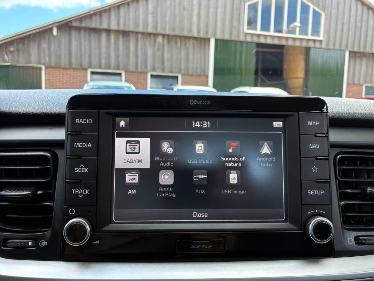 Kia Stonic Kia Stonic 1.0 T-GDi | DAB + Carplay + Cruise nu €8.975,-!!