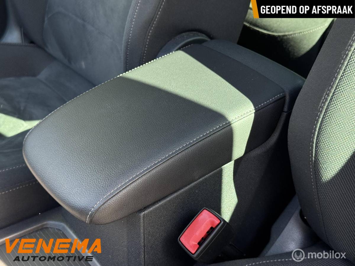 Volkswagen Tiguan Vw Tiguan 1.5 TSI ACT DSG R-Line | Panodak | Virtual Cockpit