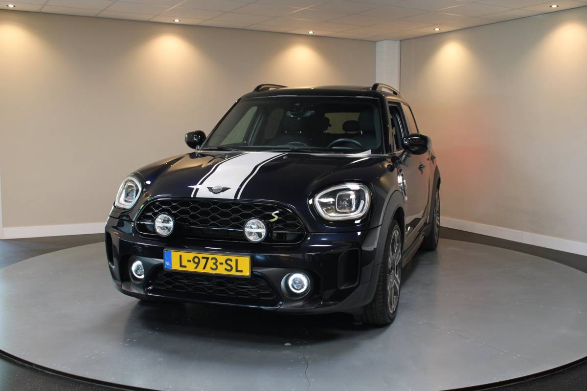 MINI Countryman Mini Countryman 1.5 Cooper S E ALL4 *220Pk!* Pano|Carplay|Camera|Keyless|Elektr.achterklep|Stoelverw.|Alcantara/Leer|DAB|NAP