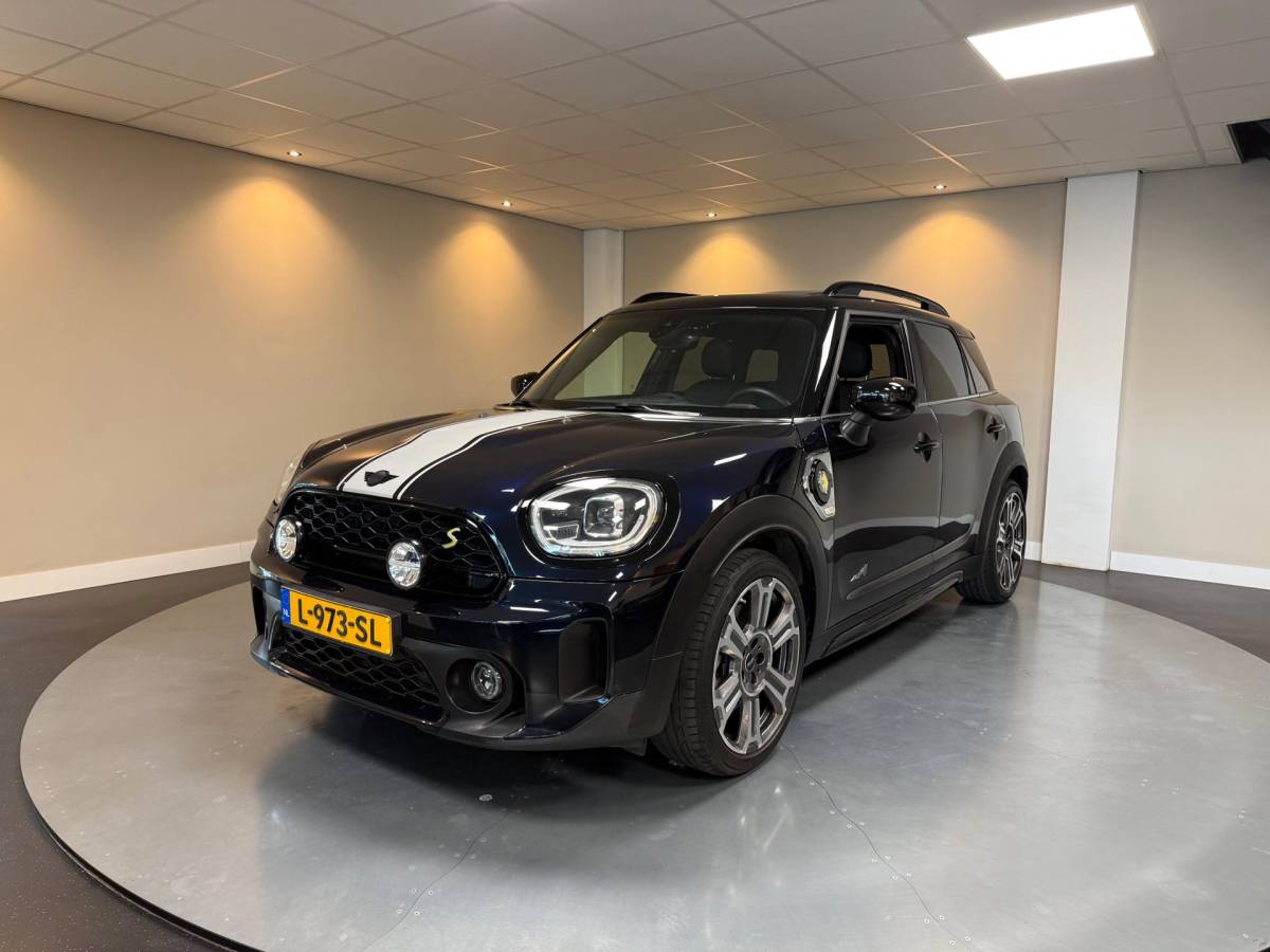 MINI Countryman Mini Countryman 1.5 Cooper S E ALL4 *220Pk!* Pano|Carplay|Camera|Keyless|Elektr.achterklep|Stoelverw.|Alcantara/Leer|DAB|NAP
