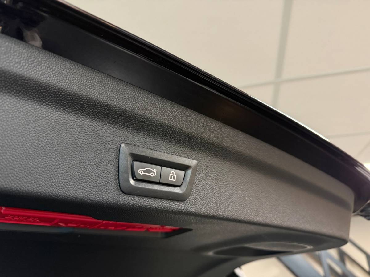 MINI Countryman Mini Countryman 1.5 Cooper S E ALL4 *220Pk!* Pano|Carplay|Camera|Keyless|Elektr.achterklep|Stoelverw.|Alcantara/Leer|DAB|NAP